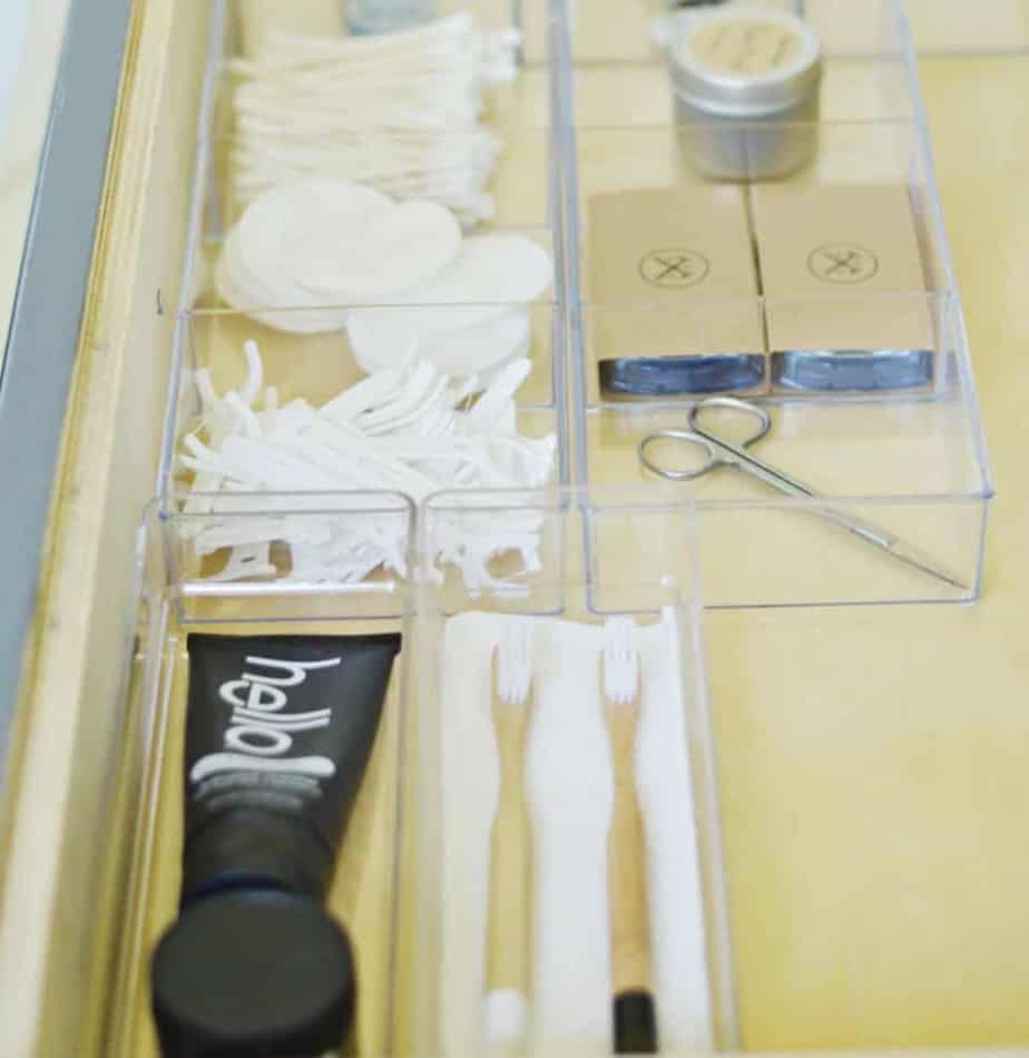 how to organize bathroom vanity drawers with acrylic drawer organizers for men